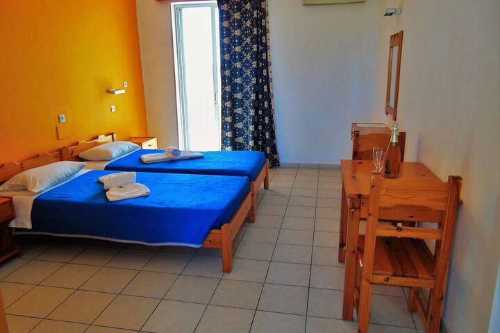Room 5 of 70