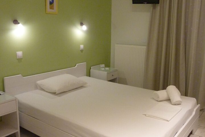 Room 8 of 39