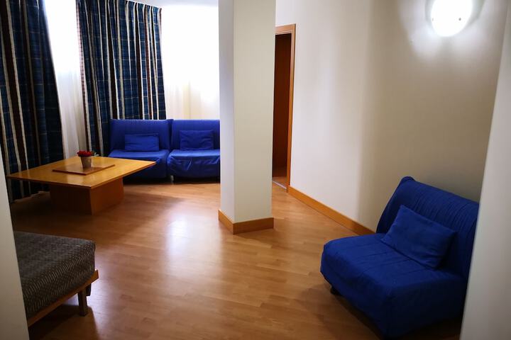 Room 30 of 86