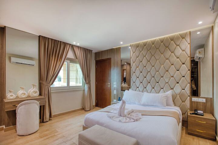Room 46 of 183