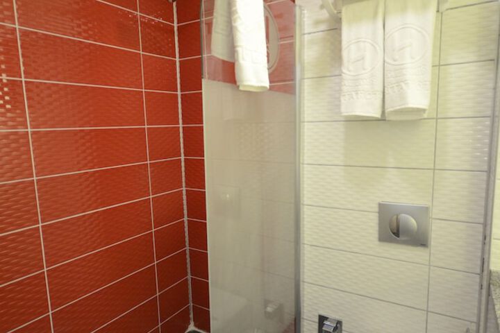 Room 19 of 56