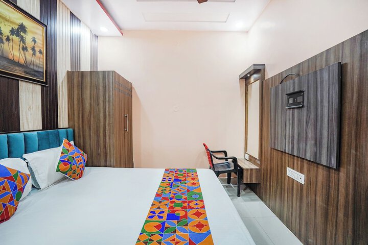 Room 12 of 22