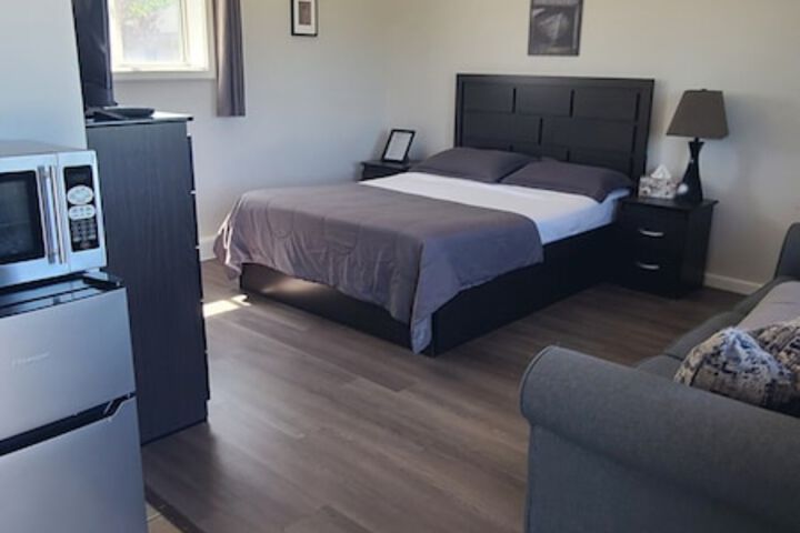 Room 5 of 7