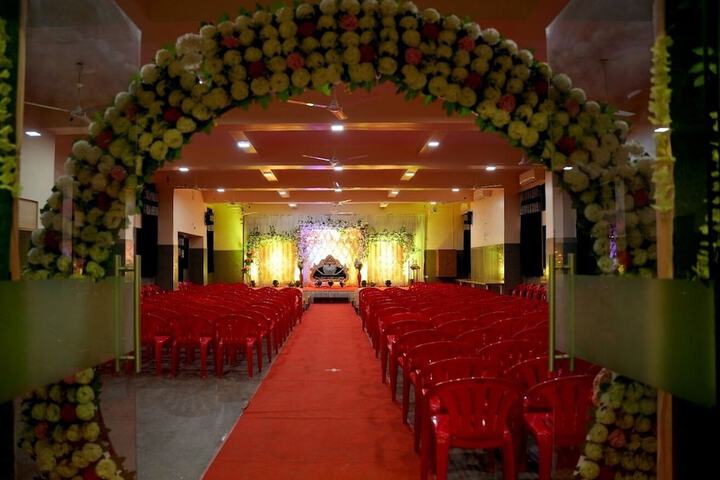 Ballroom/Hall 9 of 10