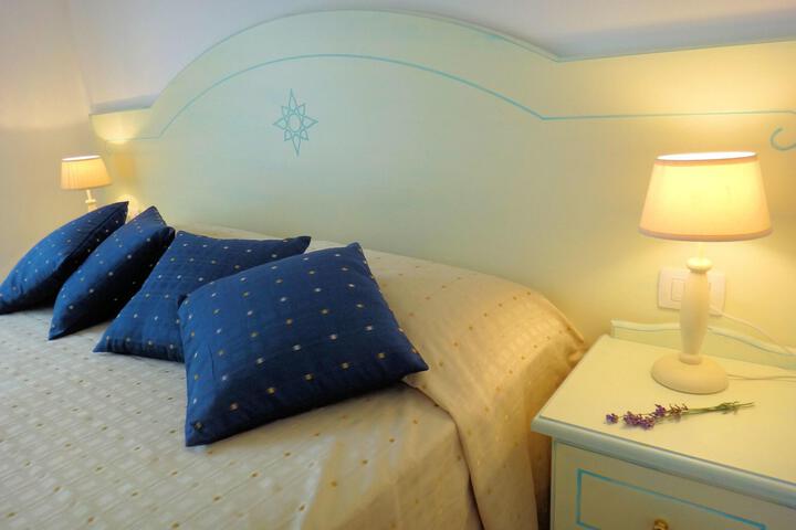 Room 42 of 164