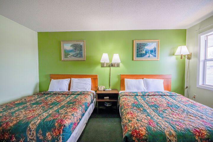 Room 49 of 106