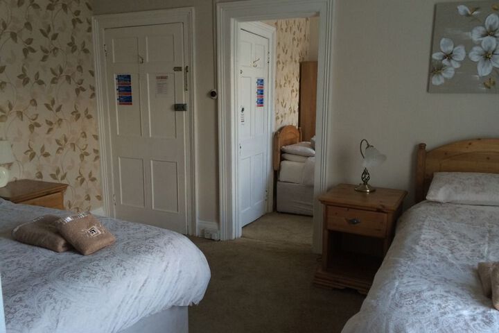 Photo 5