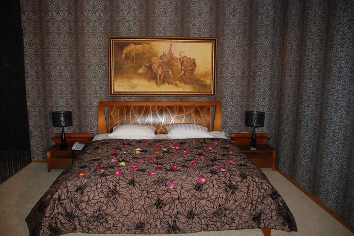 Room 4 of 29