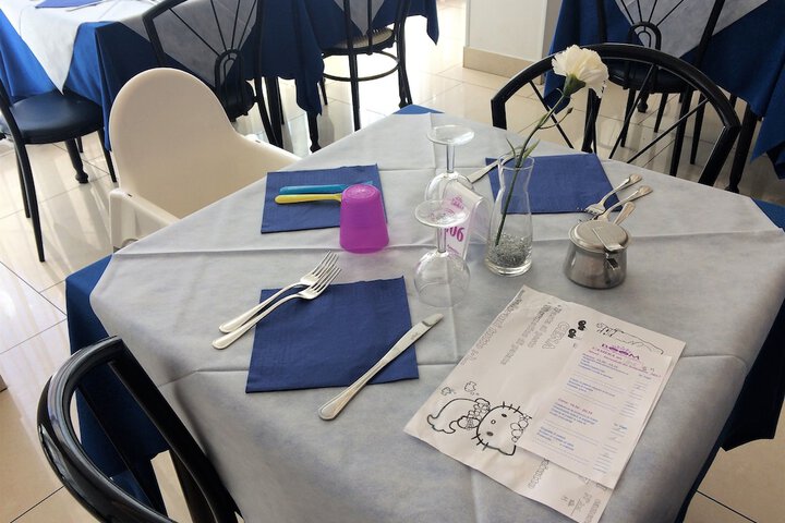 Dining 48 of 73