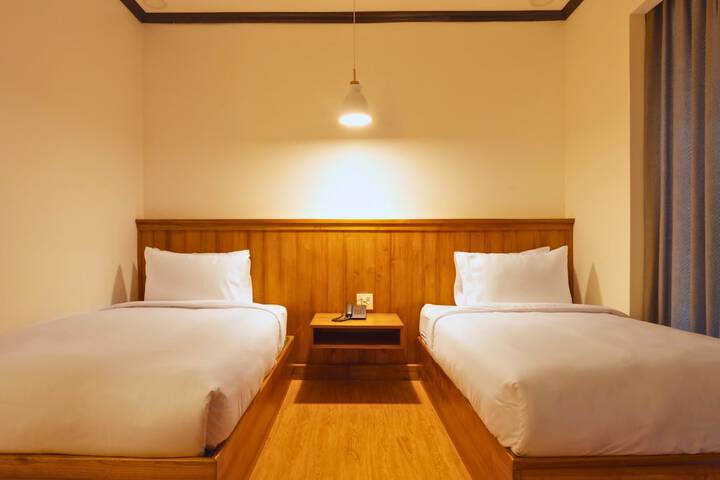 Room 18 of 65