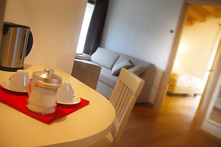 Room 25 of 52
