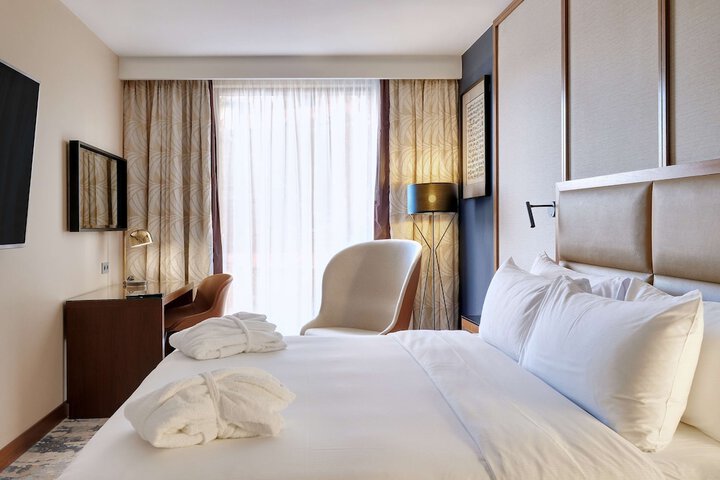 Room 21 of 125