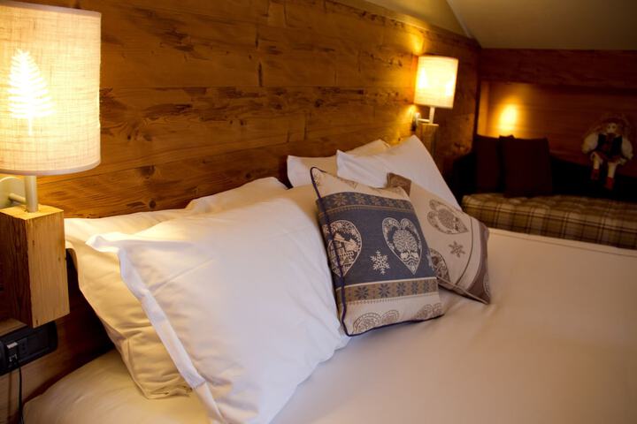 Room 12 of 41