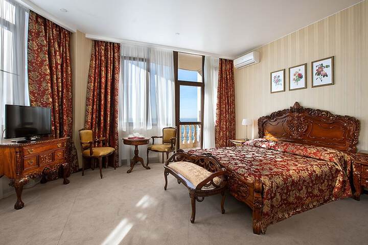 Room 25 of 69