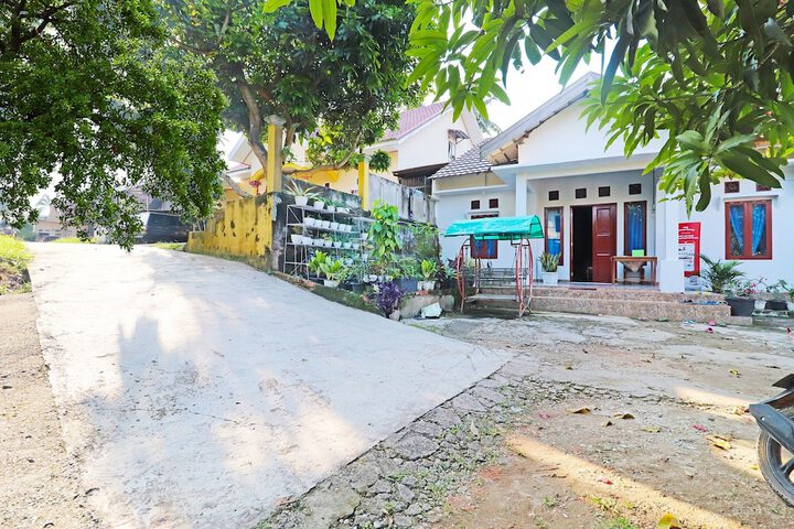 Photo of Hotel O Kanjeng Mami Homestay Syariah