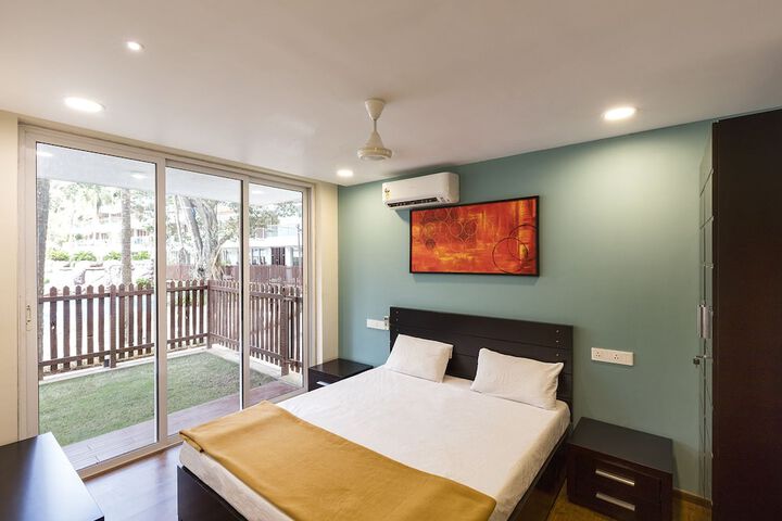Room 3 of 17