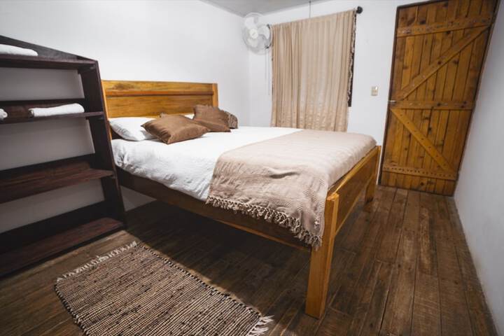 Room 3 of 34