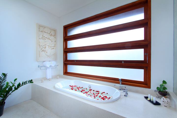 Bathroom Interior Photo
