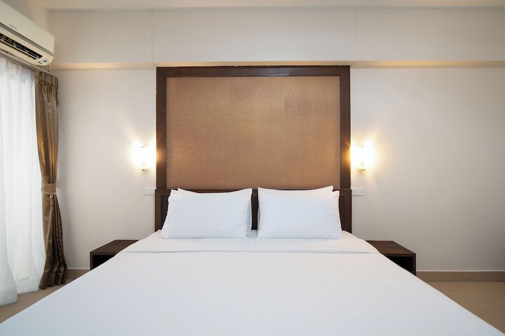 Room 27 of 67