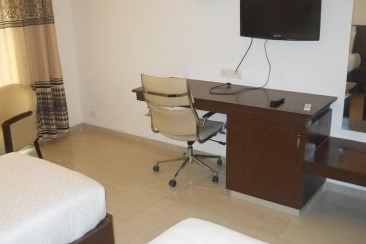Room 15 of 57