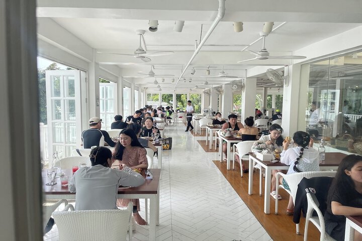 Dining 83 of 117