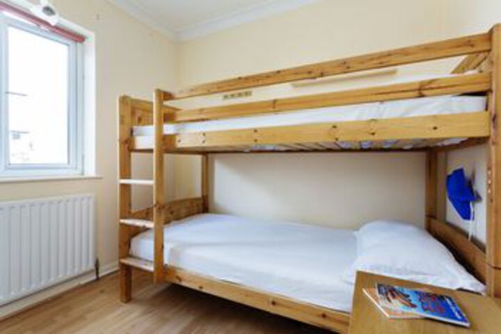 Room 9 of 21