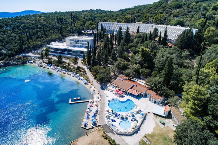 Exterior of Hotel Osmine