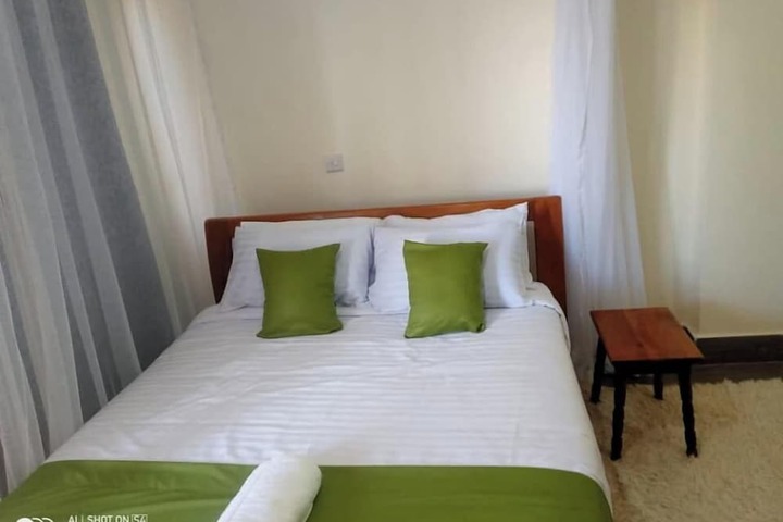 Room 7 of 26