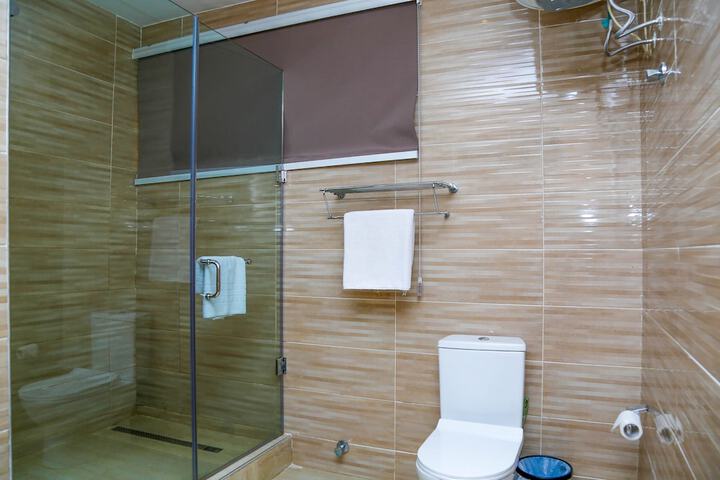 Room 75 of 159