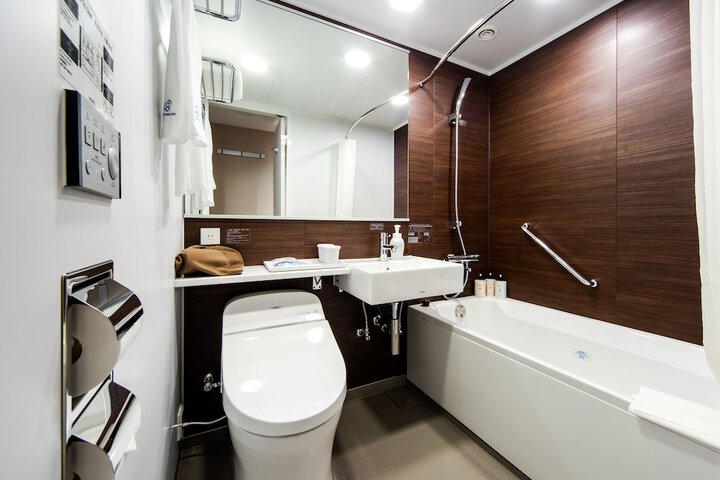 Bath Interior