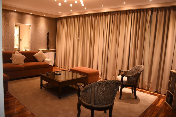Room 25 of 93