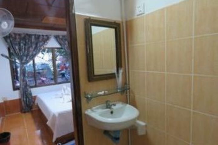 Room 3 of 54