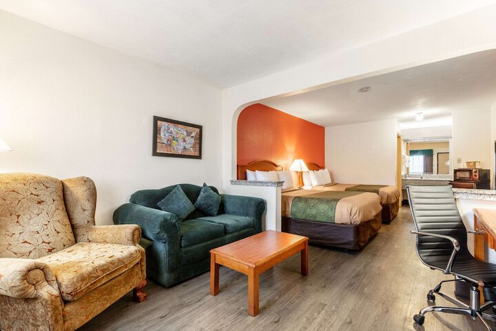 1 King Bed Suite (12 of 22)