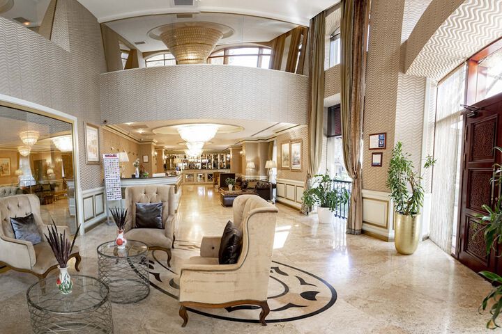 Hotel 2 of 18