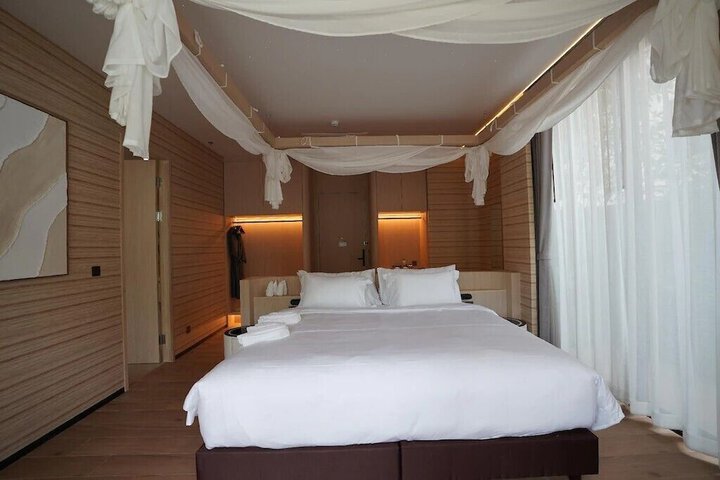 Room 40 of 134