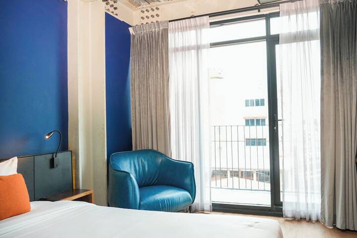 Room 34 of 91