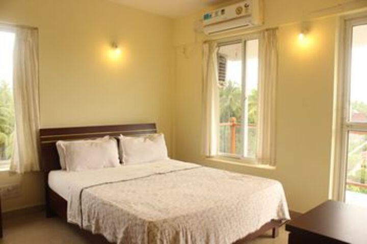 OYO 6221 Home Spacious 3BHK Vagator Beach