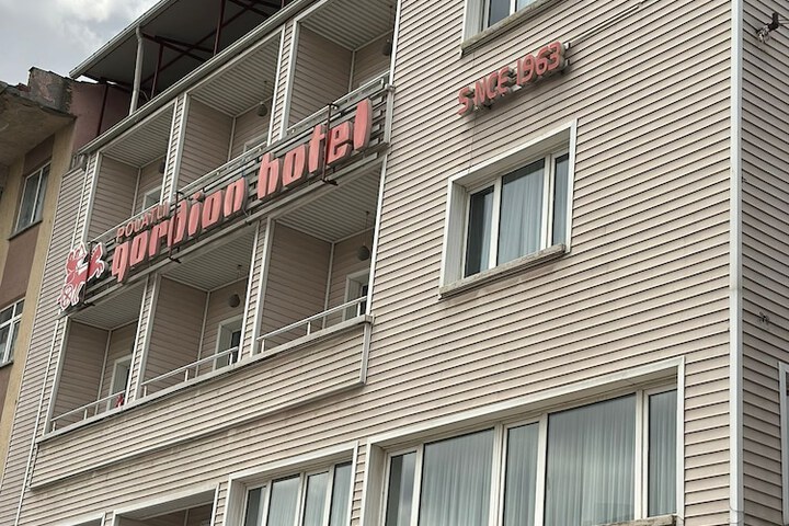 Hotel 6 of 7