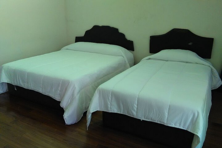 Room 8 of 36