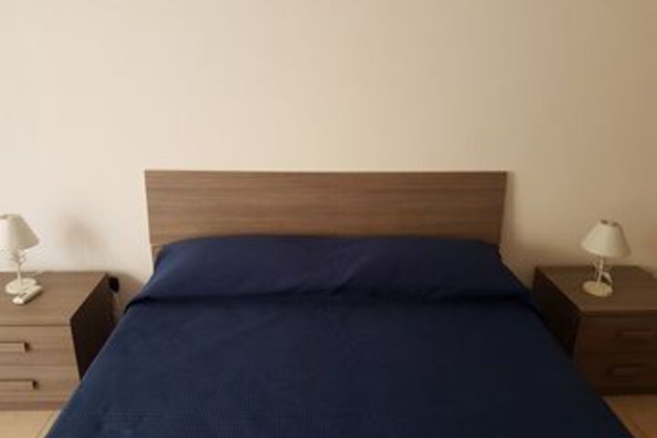 Room 22 of 38