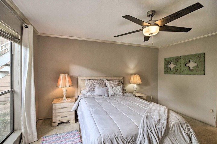 Room 6 of 32