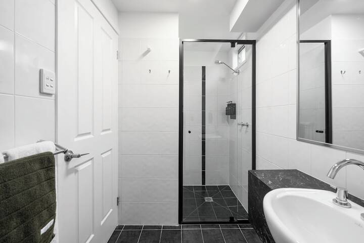 Room 20 of 38