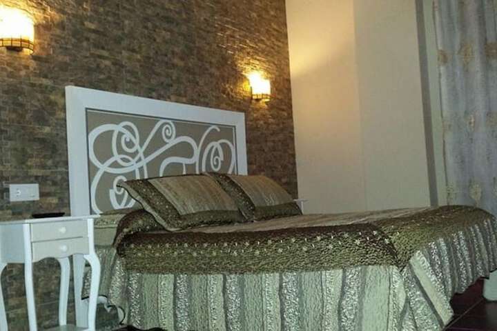 Room 3 of 67