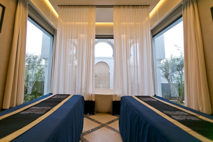 Hotel 193 of 207