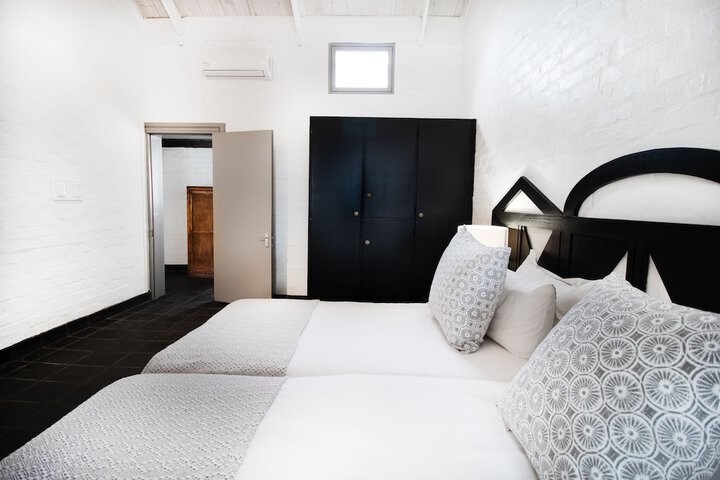 Room 12 of 46