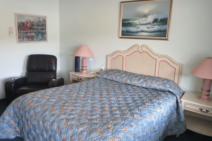 Room 26 of 62