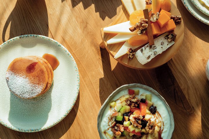 Breakfast/Coffee Service 21 of 26
