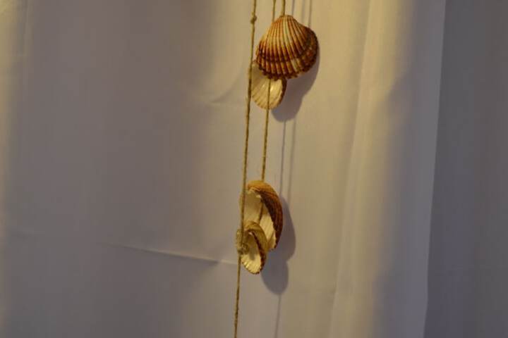 Room 13 of 25
