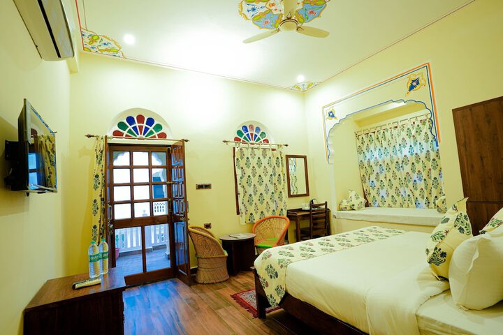 Room 42 of 105