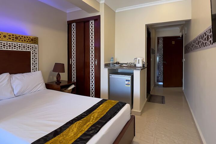 Room 42 of 112
